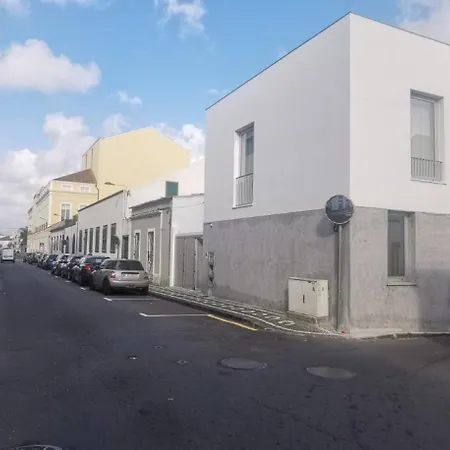 Azores - Lisboa House Downtown * Ponta Delgada (Sao Miguel)