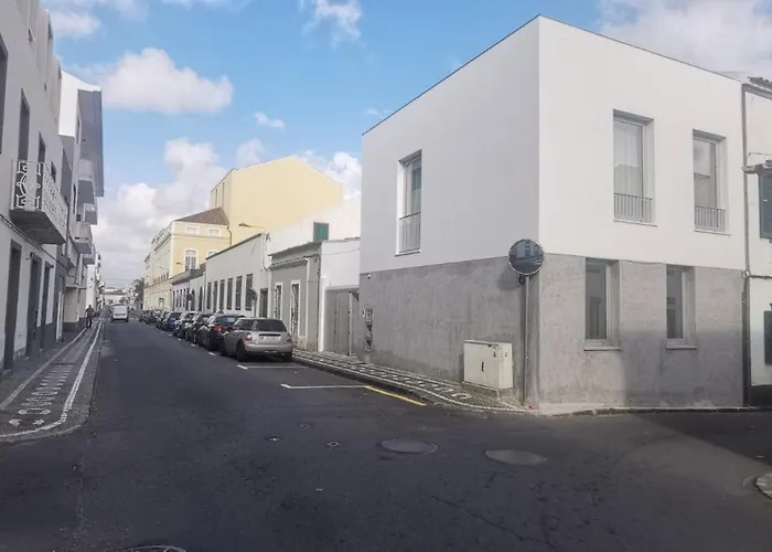 Azores - Lisboa House Downtown * Ponta Delgada